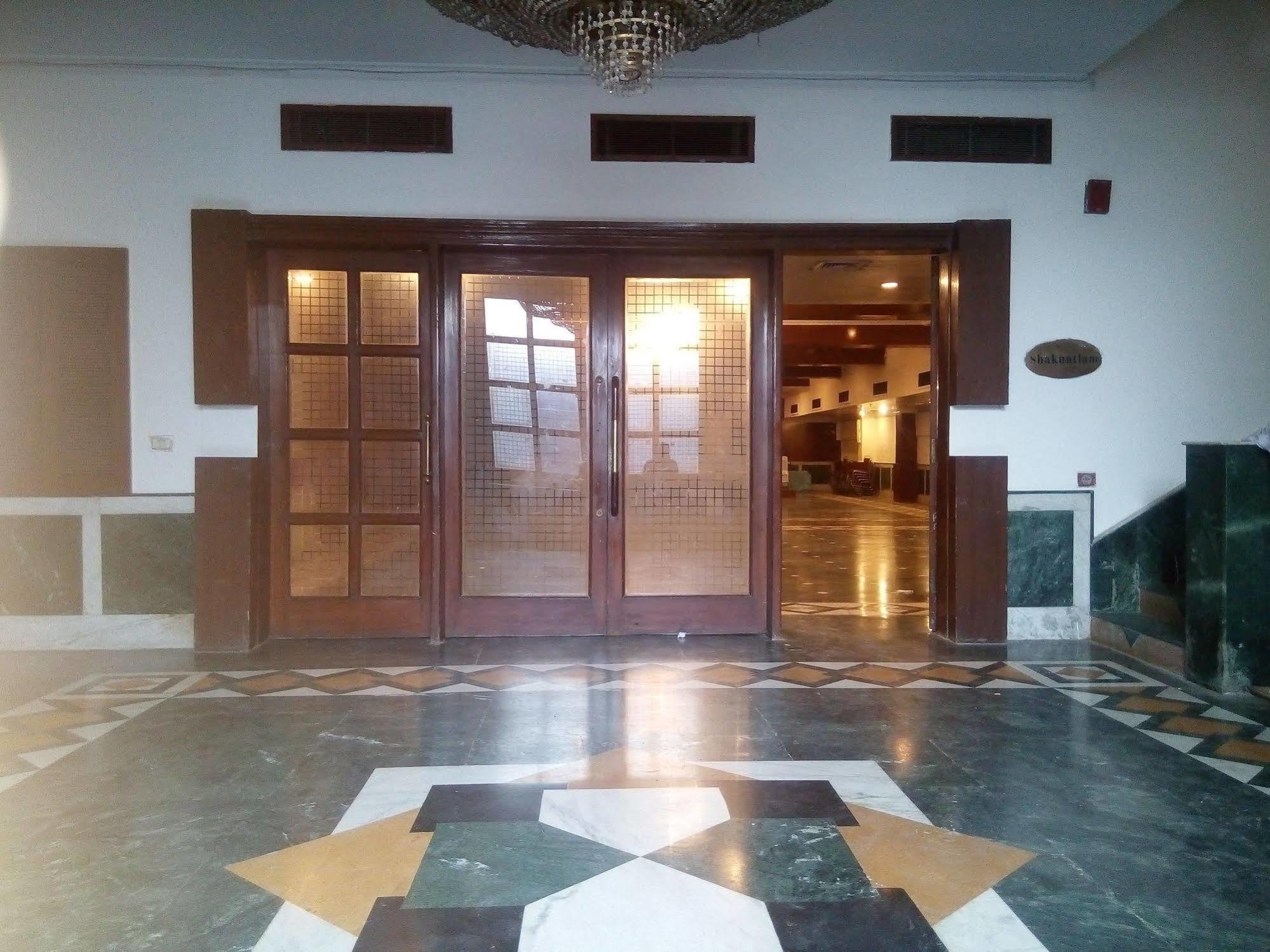 Hotel Chaupal By Casa Bella Gurgáon Kültér fotó